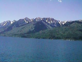 4grandteton.JPG (9760 bytes)