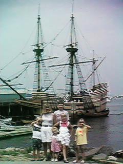 mayflower.JPG (16535 bytes)